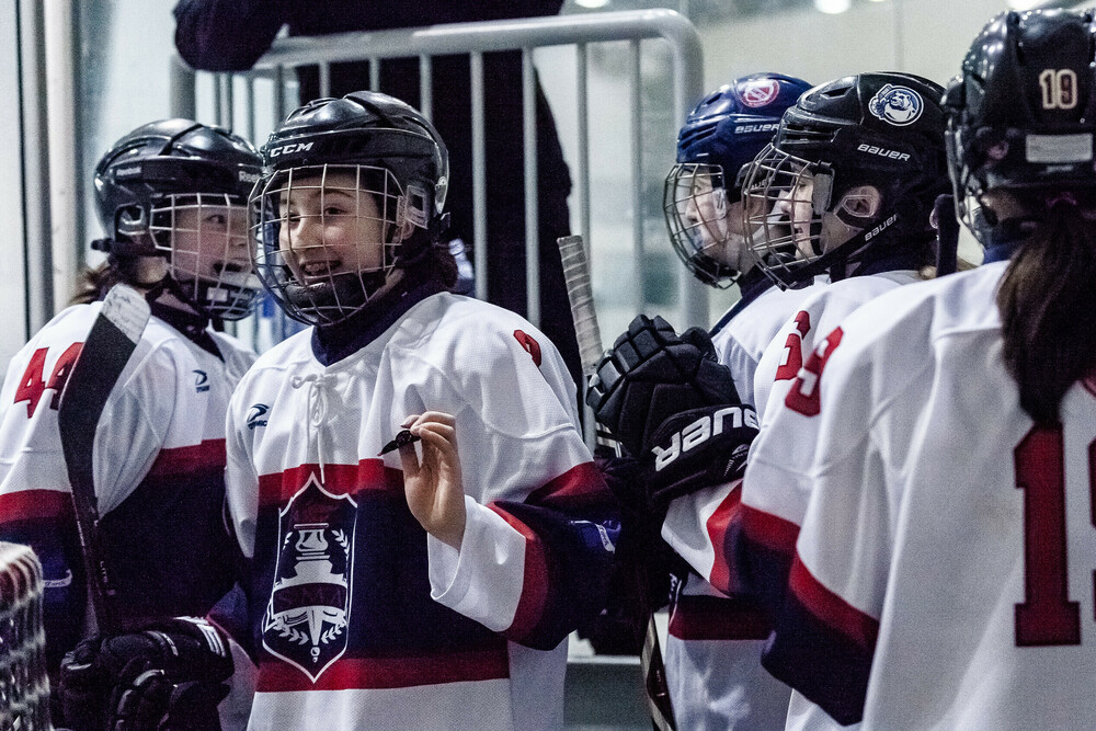 a group of female hockey players